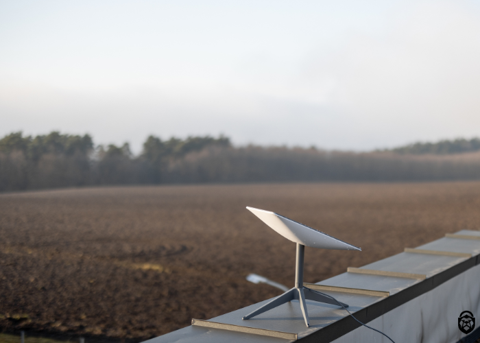 The Ultimate Guide to Starlink for RVers