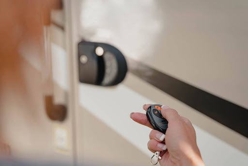 Using RVLock Remote FOB to unlock keyless handle